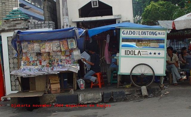 Glossy Magazines en heerlijke lontong,Djakarta Paradiso?